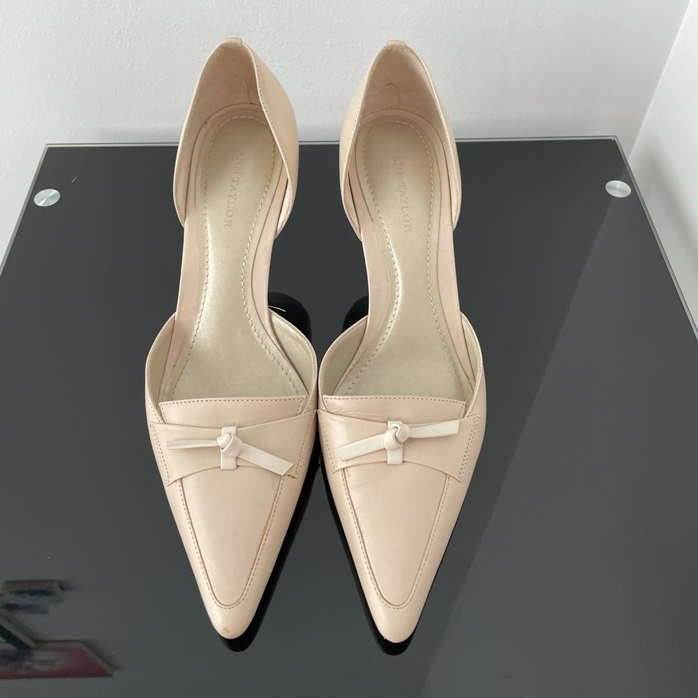 Ann Taylor Ashley Rye Leather Pumps